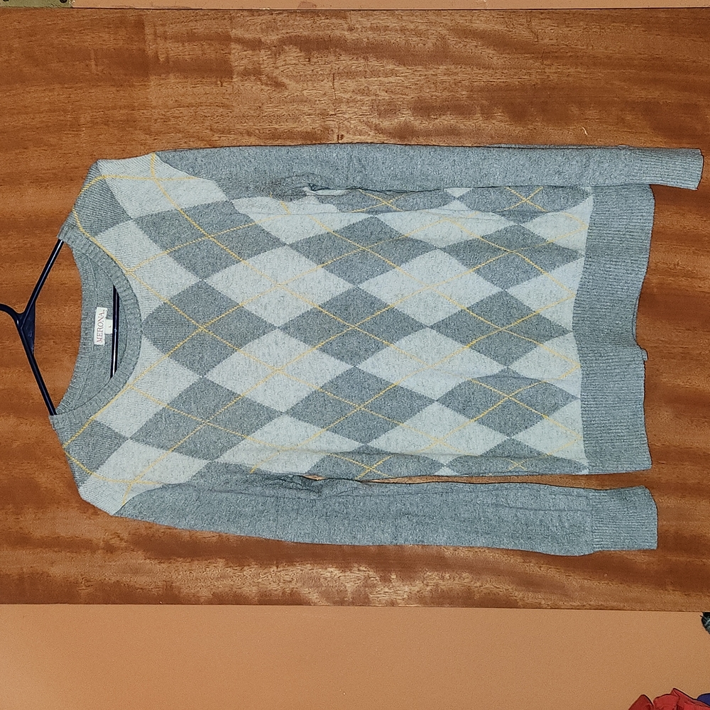 Lightweight Argyle Sweater (unisex)